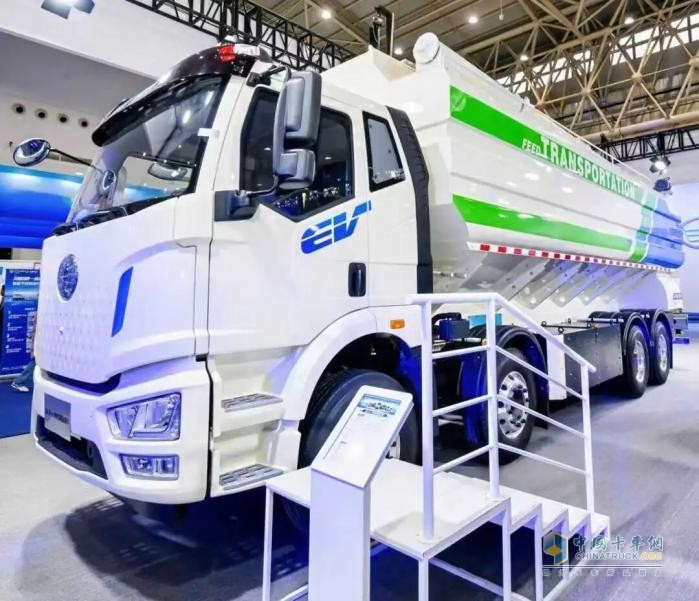 超2万人次！来看，武汉车展解放为啥这么火？