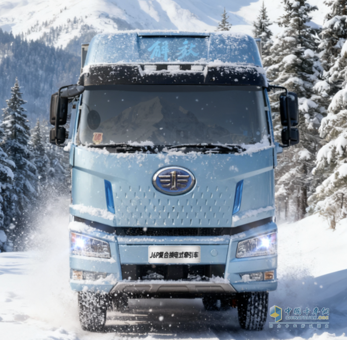 解放卡车J6P复合换电牵引车：让运输，更从容