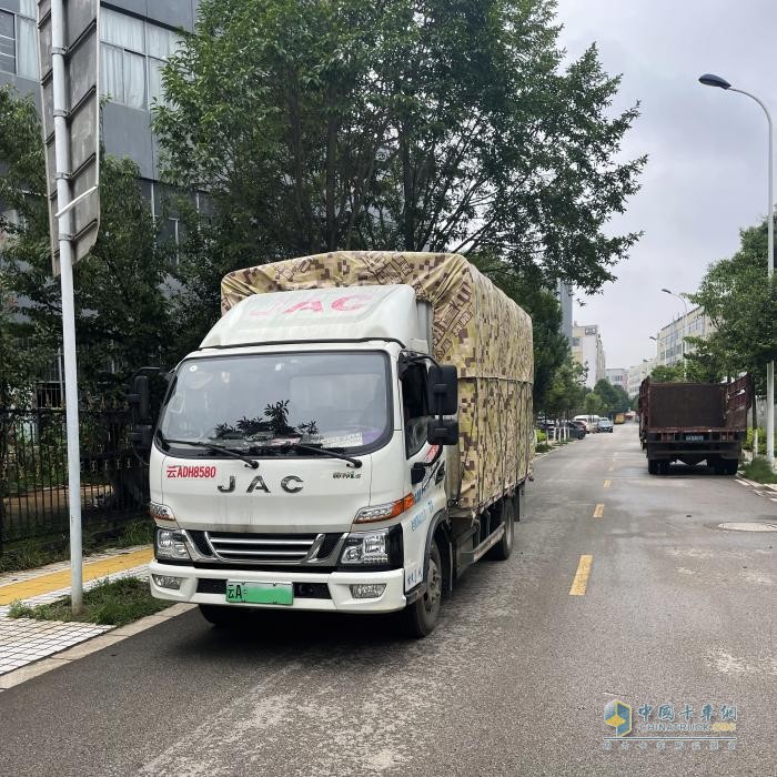 一个河北人的春城货运经：电车倒短，精算人生