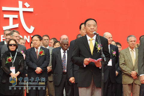 商务部副部长陈健致开幕辞
