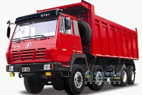 陕汽奥龙8x4轻量化自卸车