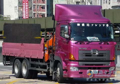 日本10月汽车出口量年降34.6%至376,281辆