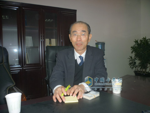 广汽日野销售部副部长村冈宽明先生