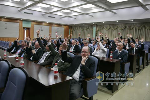 德国亚琛工业大学内燃机研究所后援会活动现场