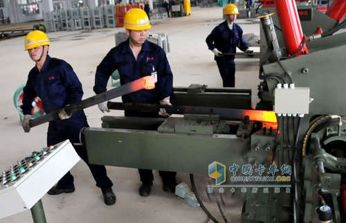 中国最大汽车空气悬架生产基地在江西南昌投产