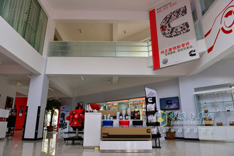 康明斯首家零件品牌形象店在云南正式落成