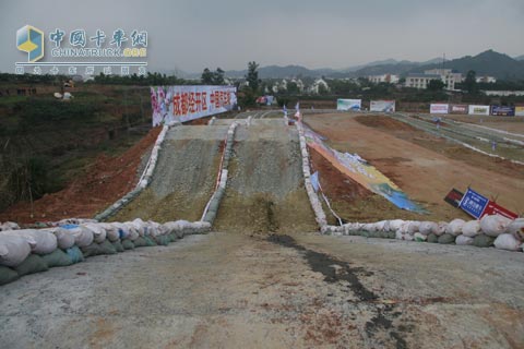 卡车大赛比赛场地