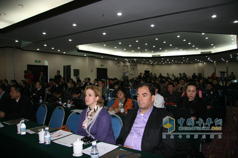 江淮汽车2010北京车展新闻发布会现场