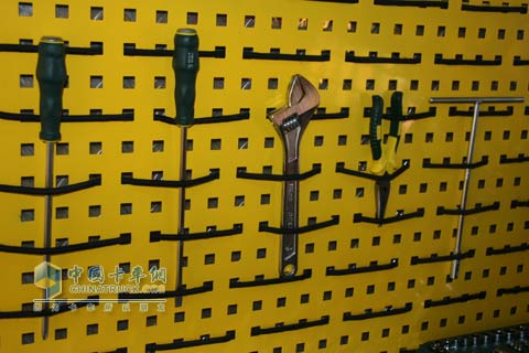 2010北京车展南京依维柯服务动车内部构成