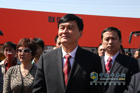 2010北京车展江淮汽车领导出席活动