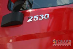 2010北京车展北奔重卡V3系列2530S天然气牵引车