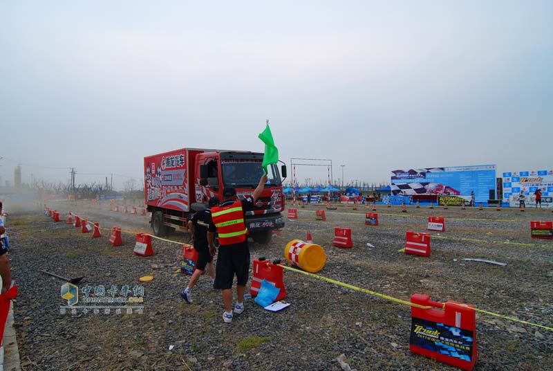东风柳汽乘龙汽车杯首届全国中卡极限挑战赛--苏州站