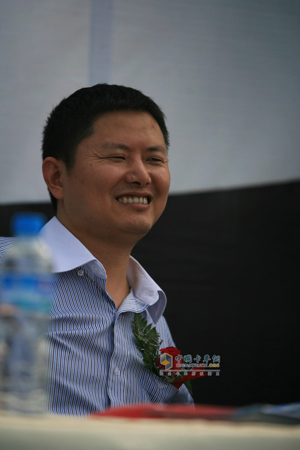 东风柳汽乘龙汽车杯首届全国中卡极限挑战赛--郑州站现场
