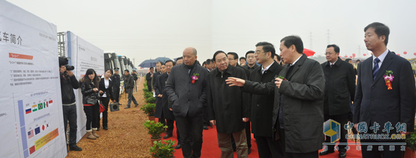 福田汽车长沙汽车厂新工厂奠基仪式现场