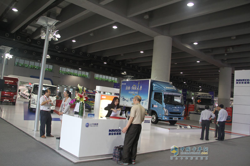 2013年度轻卡超越 广州车展发布预售