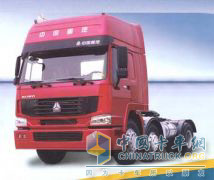 中国重汽 HOWO 290马力 4×2 牵引车 ZZ4187M3517CZ