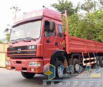 上汽红岩 杰狮重卡 336马力 8×4 载货车 CQ1314HTG426