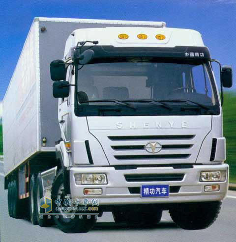 精功 远征 276马力 8×4 载货车