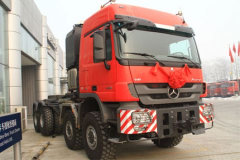 梅赛德斯-奔驰卡车 奔驰Actros 610马力 8X8大件牵引车(4160)