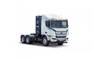 宇通商用车 6×4 400kW 充换电一体 牵引车