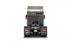 宇通商用车 6×4 400kW 纯电动 牵引车（高顶）