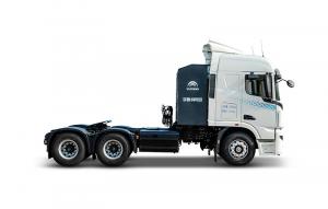 宇通商用车 6×4 400kW 纯电动 牵引车（高顶）