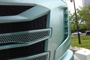 一汽解放青汽 鹰途 商务舱 620马力 6X4 国六AMT自动挡牵引车(CA4257P35K18T1E6A80)