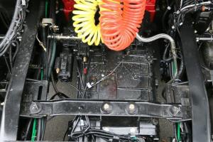 华菱 星凯马重卡 重载型 480马力 6X4 国五牵引车(HN4250A46C4M5)