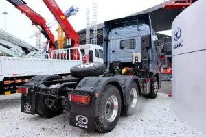 华菱 星凯马重卡 460马力 6X4 国五危险品牵引车(HN4255A48C4M5)