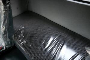 华菱 星凯马重卡 375马力 4X2 国四牵引车(HN4182A31C4M4)