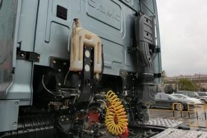 华菱 汉马H6重卡 重载型 375马力 6X4 国五牵引车(HN4250H35C4M5)