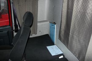 华菱 汉马重卡 375马力 4X2 国四牵引车(HN4182A31C4M4)