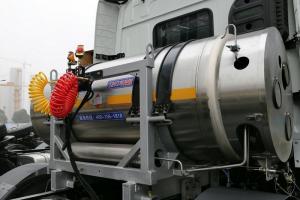 华菱 汉马H6重卡 350马力 6X2 LNG 国五牵引车(HN4250NGX35C2M5)