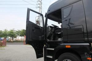 一汽解放青汽 JH6重卡 420马力 6X4国五牵引车(CA4250P25K2T1E5A)