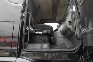 一汽解放青汽 JH6重卡 420马力 6X4国五牵引车(CA4250P25K2T1E5A)