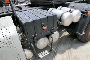 陕汽重卡 德龙X3000 460马力 6X4 国五牵引车(SX4250XC4Q)