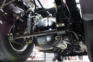 庆铃 五十铃巨咖 420马力 4X2 国五 牵引车(QL4180W1KDR)