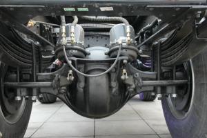 陕汽重卡 德龙新M3000 336马力 4X2 国四牵引车(SX4186GR361)