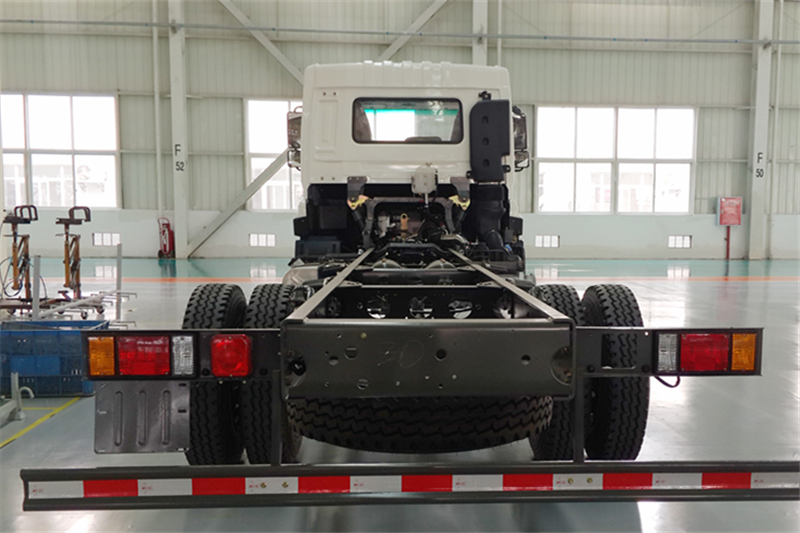重汽王牌 W5D-M中卡 180马力 4X2 6.8米 国四仓栅式载货车(CDW5161CCYA1N4L)