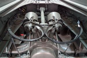 重汽王牌 W5B-H重卡 280马力 6X2 9.7米 国五厢式载货车(CDW5210XXYA1U5)