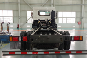 重汽王牌 W5D-M中卡 180马力 4X2 6.8米 国四仓栅式载货车(CDW5161CCYA1N4L)