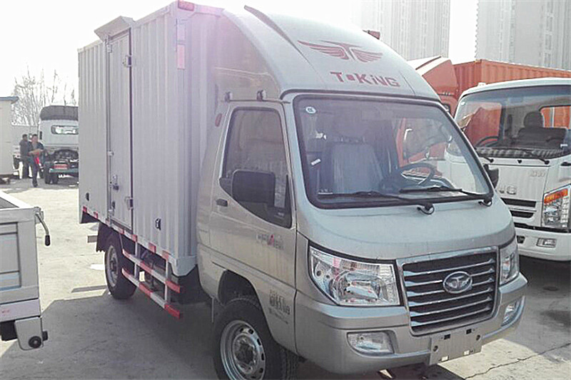 唐骏欧铃 赛菱A6 1.2L 88马力 汽油/CNG 3.1米 国五单排厢式微卡(ZB5035XXYADC3V)
