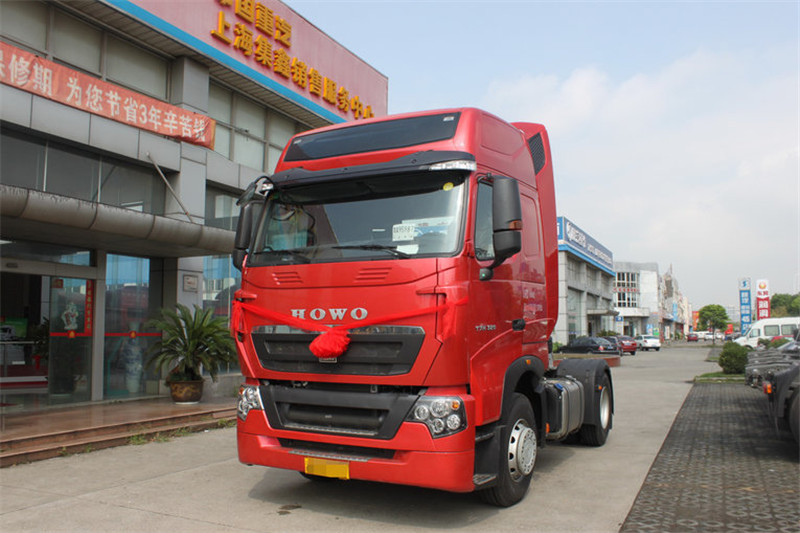 中国重汽 HOWO T7H重卡 440马力 4X2 国四危险品牵引车(ZZ4187V361HD1W)(高顶)中国重汽 HOWO T7H重卡 440马力 4X2 国四危险品牵引车(ZZ4187V361HD1W)(高顶)