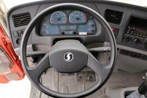 陕汽商用车 轩德X6中卡 轻量化版 220马力 6X2 7.2米 国五 厢式载货车(SX5255XXYGP5)