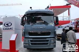 华菱 星凯马重卡 460马力 6X4 国四牵引车(HN4252A34C2M4)