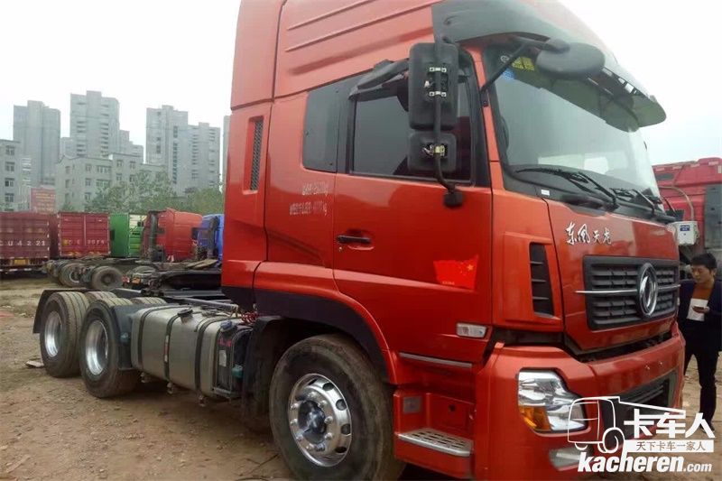 东风商用车 天龙旗舰重卡 480马力 6X4 国四牵引车(295/80R22.5)(DFH4250C)