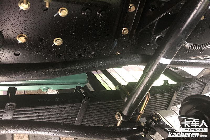 解放 新J6 500马力 8×4自卸车