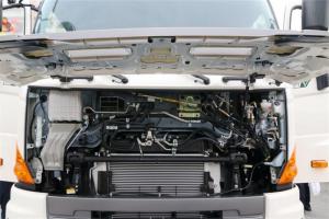 广汽日野 700臻值系 420马力 6X4 国五牵引车(高顶)(YC4250SS2PK5)