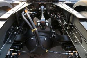 广汽日野 700臻值系 420马力 6X4 国五牵引车(高顶)(YC4250SS2PK5)