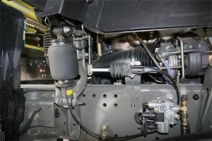 中国重汽 汕德卡SITRAK C7H重卡 480马力 6X4 LNG国六牵引车(ZZ4256V384HF1LB)